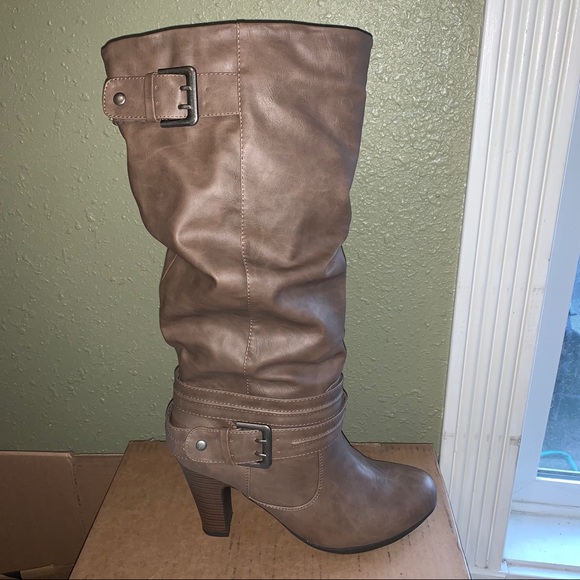 Pink and pepper taupe heeled boots size 8 - Picture 5 of 9